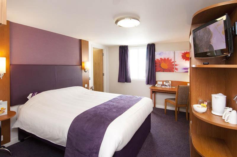 Premier Inn London Croydon West - Purley A23 Ngoại thất bức ảnh